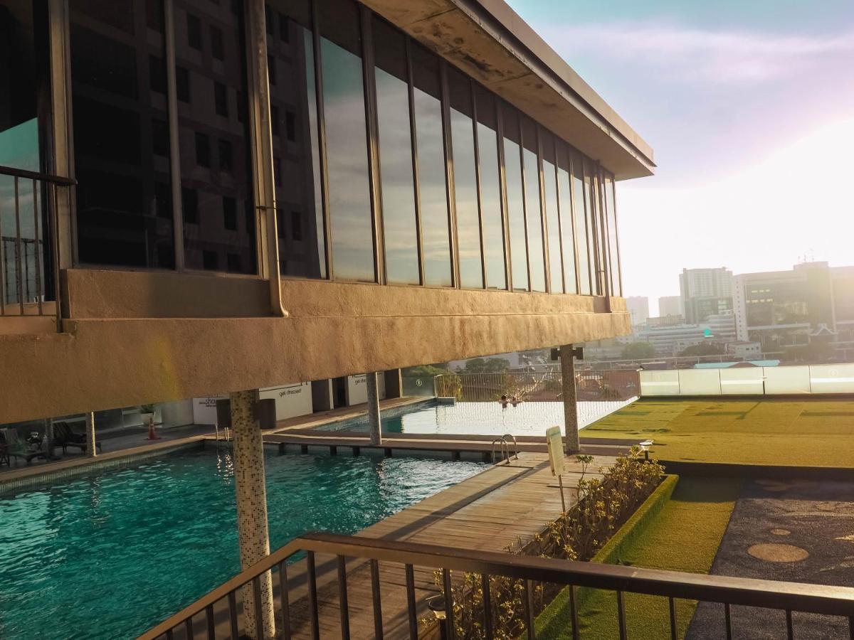 The Honeymoon Haven - 99 Residences Malacca Exterior foto